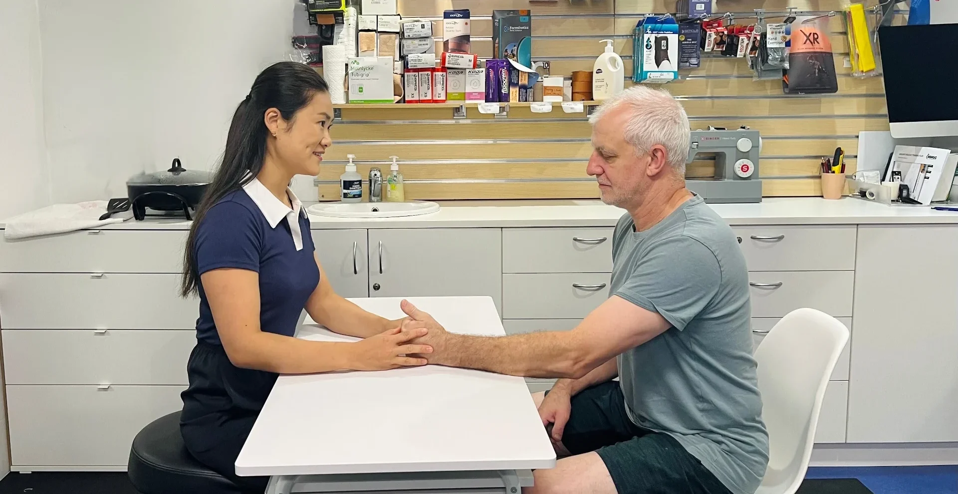 Hand Therapy Experts Northern Beaches Hero Image